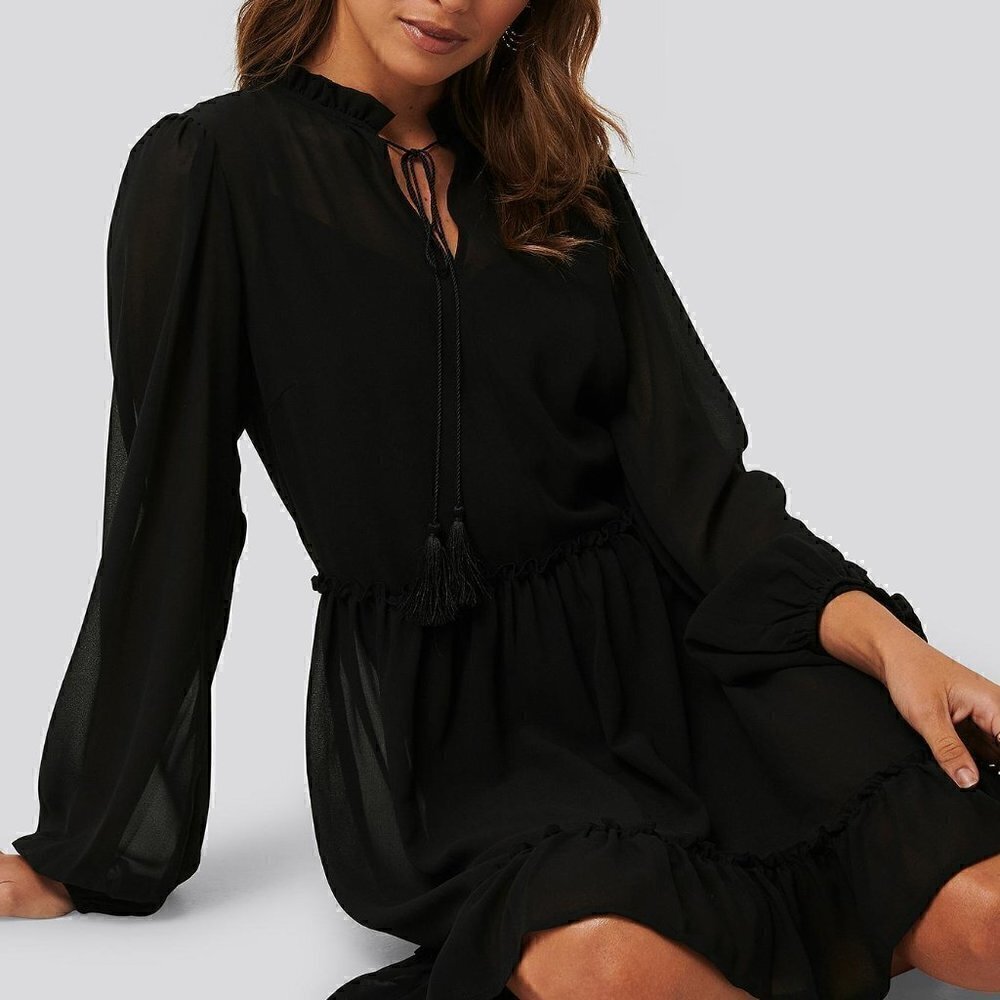 Black Halo Black Long Sleeve Sheath Dress XS